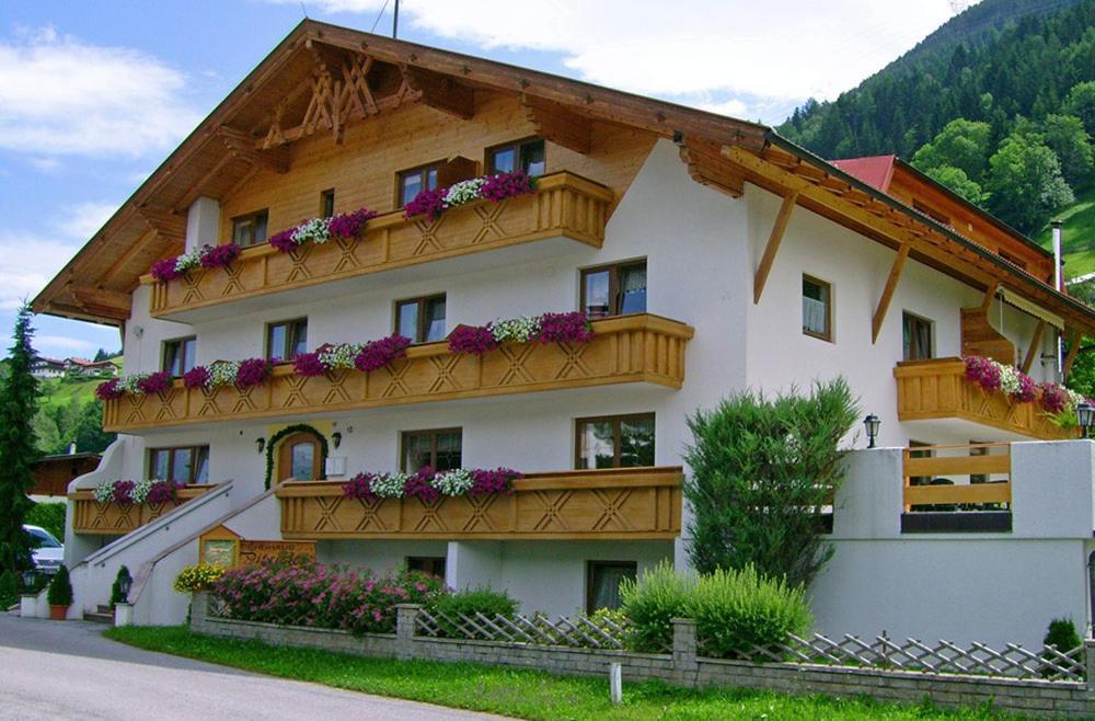 Apartments Pitztaler Nachtigall Arzl im Pitztal Luaran gambar