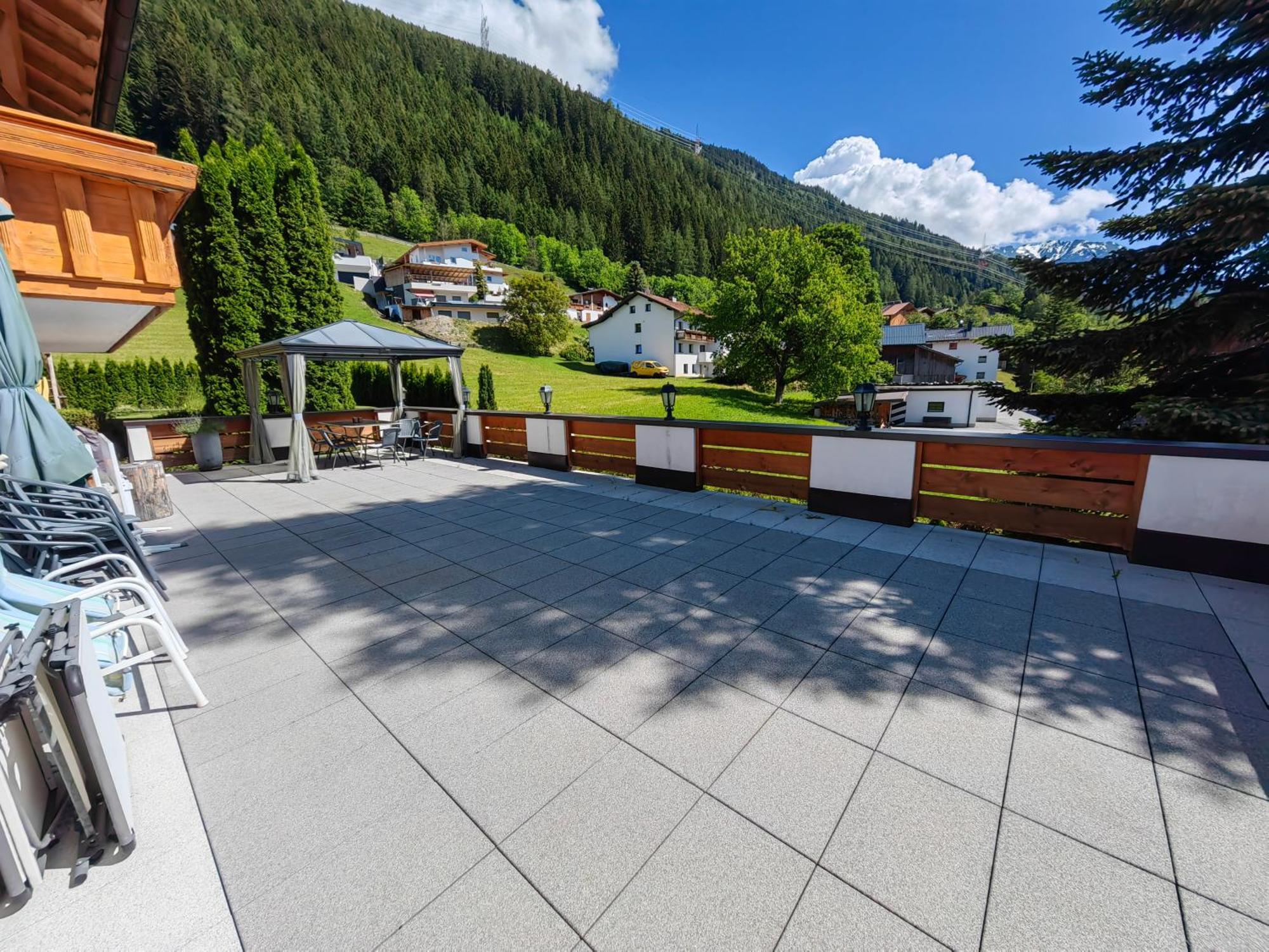 Apartments Pitztaler Nachtigall Arzl im Pitztal Luaran gambar